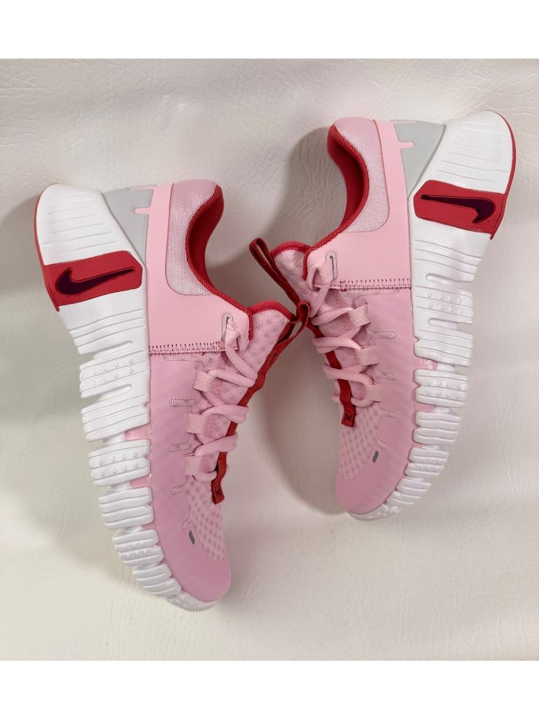 Size 10 Women's Nike Free Metcon 5 Pink / Red-Adobe Dv3950 603